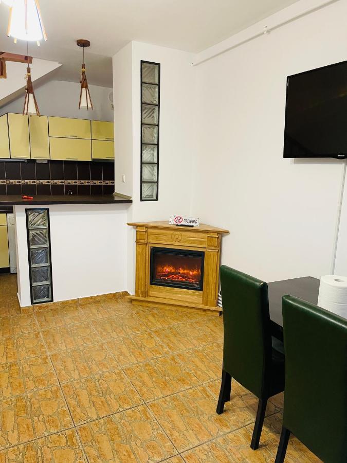 Apartmán Casa Cu Balcon Brašov Exteriér fotografie