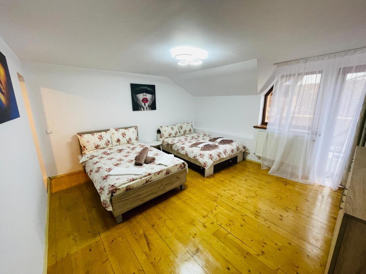 Apartmán Casa Cu Balcon Brašov Exteriér fotografie